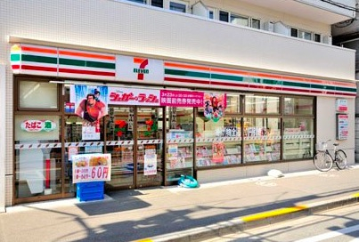 コンビニ　セブン‐イレブン 中野中央店（コンビニ）まで526m