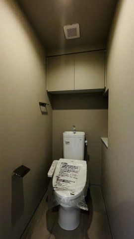 トイレ　落ち着いたトイレです