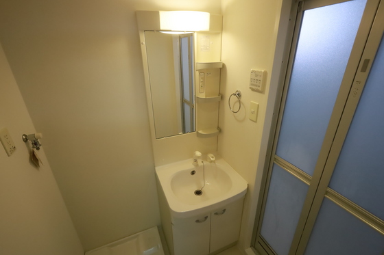 洗面設備　※別部屋の写真です
