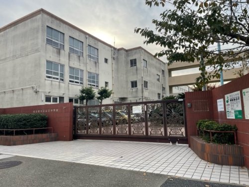 中学校　名古屋市立山王中学校（中学校）まで339m
