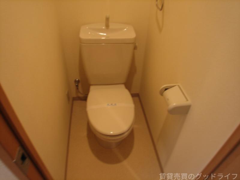 トイレ　ウォシュレットトイレを取付けて頂く事も可能です。