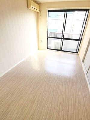 居室・リビング　※別室参考写真