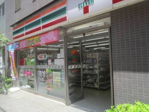 コンビニ　セブンイレブン 新宿高田馬場1の南店（コンビニ）まで221m