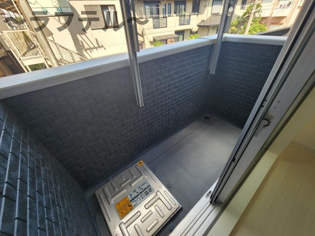 バルコニー　別部屋イメージ写真