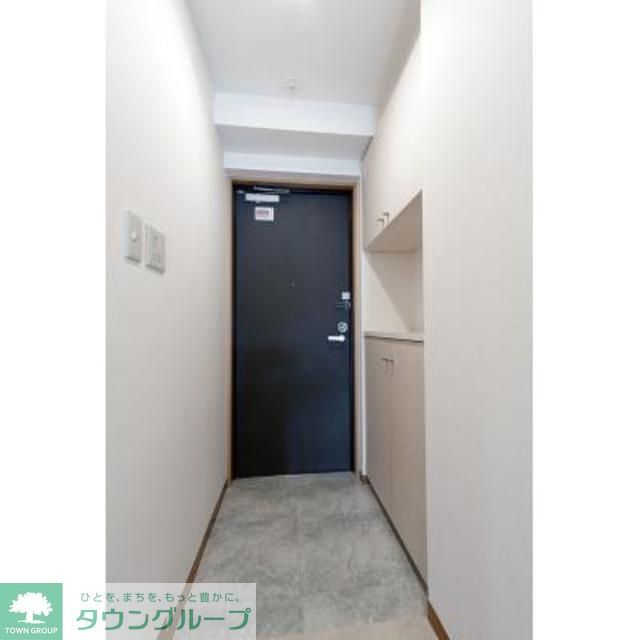 玄関　※写真は同タイプ住戸です。