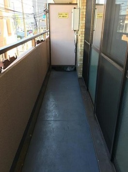 バルコニー