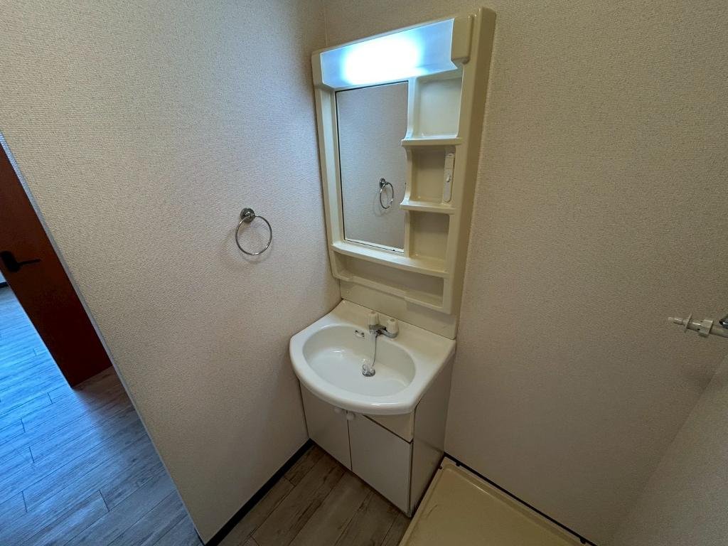 洗面設備　フィオーレ城西