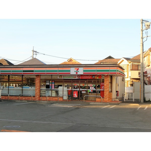 コンビニ　セブンイレブン　調布品川通り店（コンビニ）まで185m