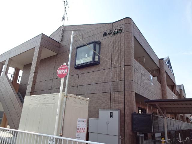 建物外観　外観写真（昼）
