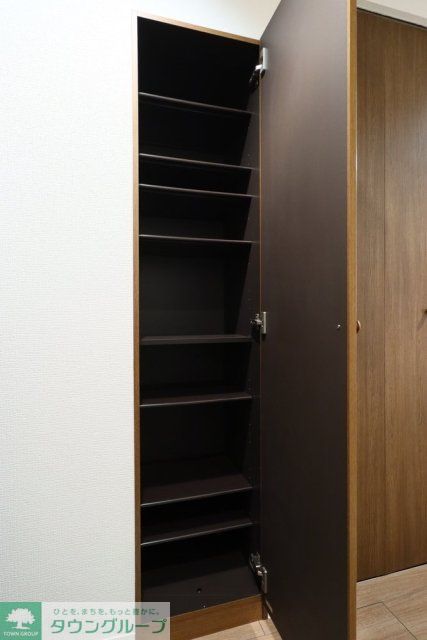 その他設備　靴入