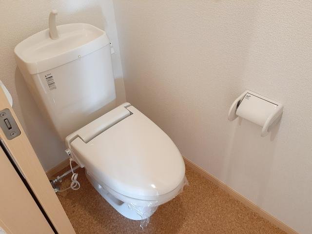 トイレ　トイレもきれいです