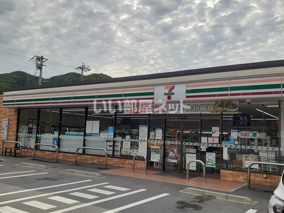 コンビニ　セブン-イレブン 備前伊部店（コンビニ）まで716m