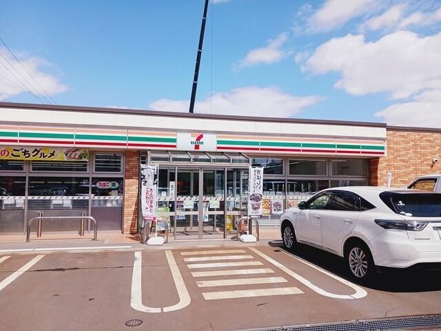 コンビニ　セブンイレブン弘前宮川2丁目店（コンビニ）まで119m