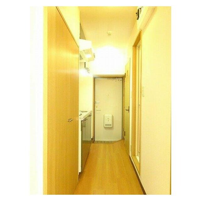 玄関　※同仕様写真含む