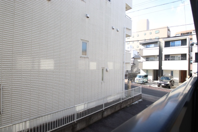 バルコニー　※別室の参考写真の為、現況優先です。