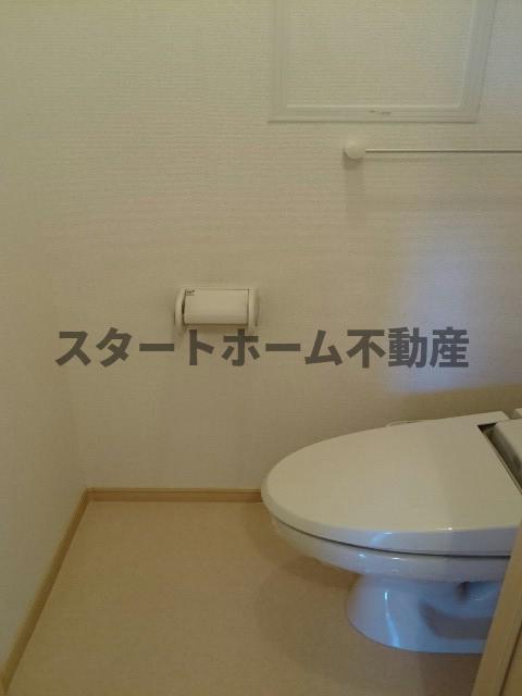 トイレ　トイレもきれいです