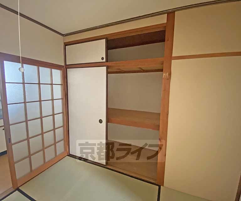 収納　大容量の押入れ収納です。