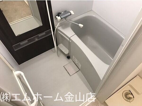 バス・シャワールーム　浴室暖房乾燥機付お風呂