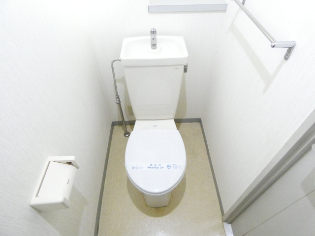 トイレ　写真は４０１です