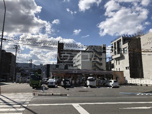 飲食店　丸亀製麺博多駅南（飲食店）まで97m
