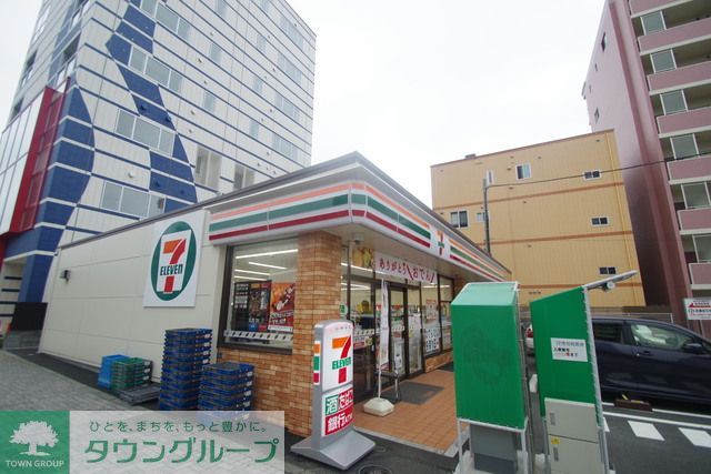 コンビニ　セブンイレブン町田原町田大通り店（コンビニ）まで360m
