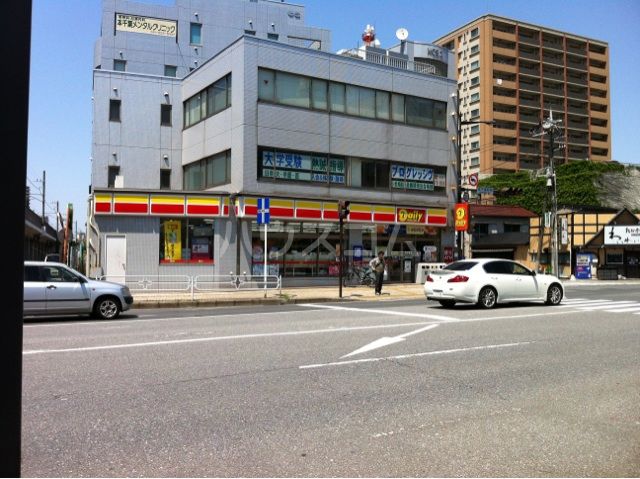 コンビニ　デイリーヤマザキ本千葉店（コンビニ）まで188m
