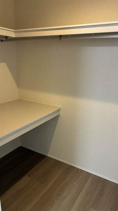 収納　ウォークインクローゼット