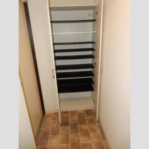 玄関　詳細は、ウィンドワード菊水店までご相談下さい。