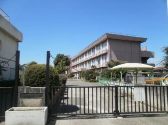小学校　日野市立日野第八小学校（小学校）まで1255m