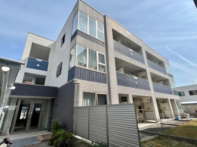 建物外観　外観写真（昼）