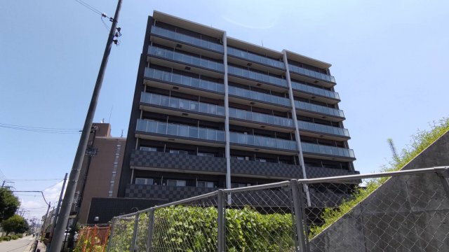 建物外観　設備充実の築浅マンションです