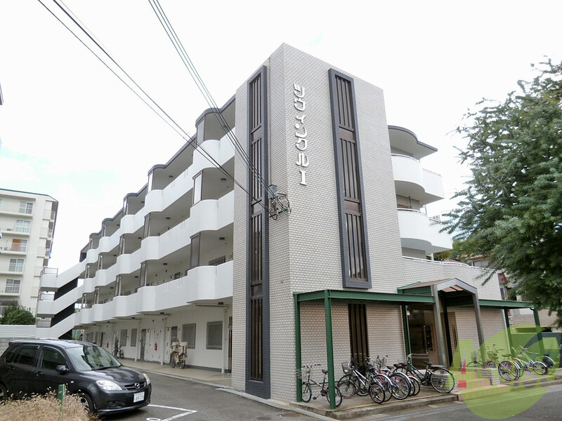 建物外観　豊中市東泉ヶ丘【ツウィンクル】
