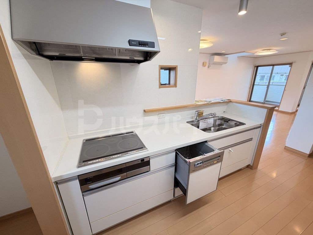 鹿骨2丁目戸建のキッチン写真