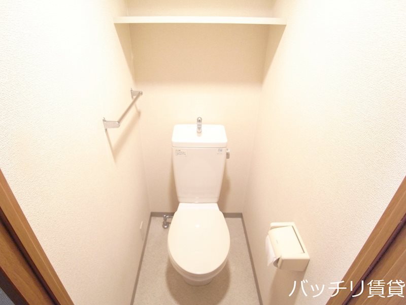 トイレ　画像は別号室写真の為、現状を優先いたします。