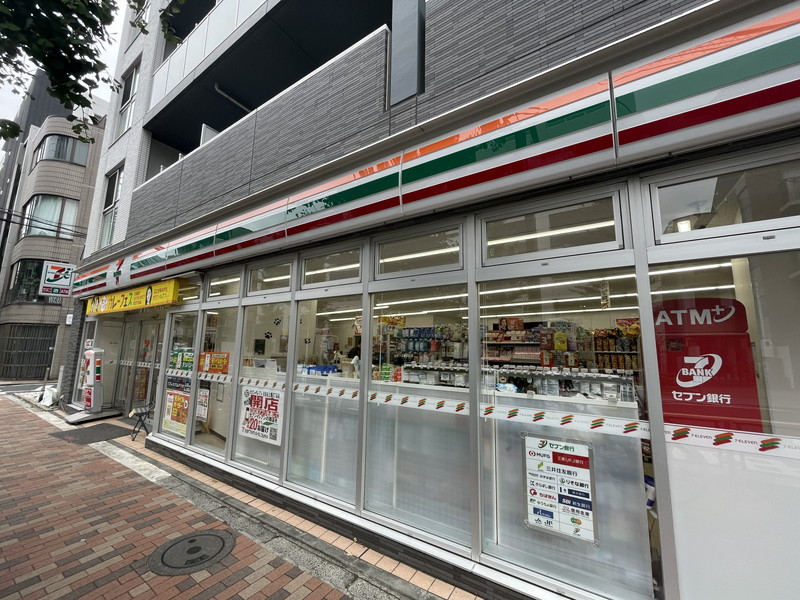 コンビニ　セブンイレブン世田谷上馬5丁目店（コンビニ）まで99m