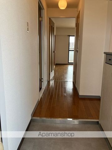 サンライズ三国ヶ丘の玄関写真