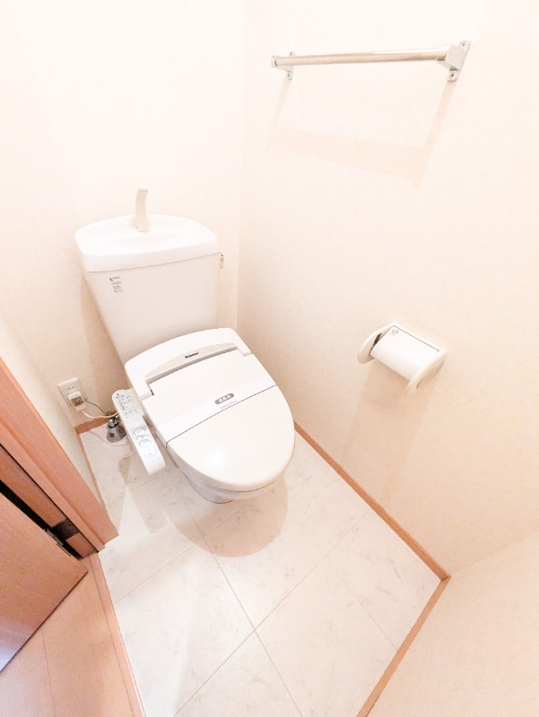 トイレ　図面と現状に相違がある場合には現状を優先