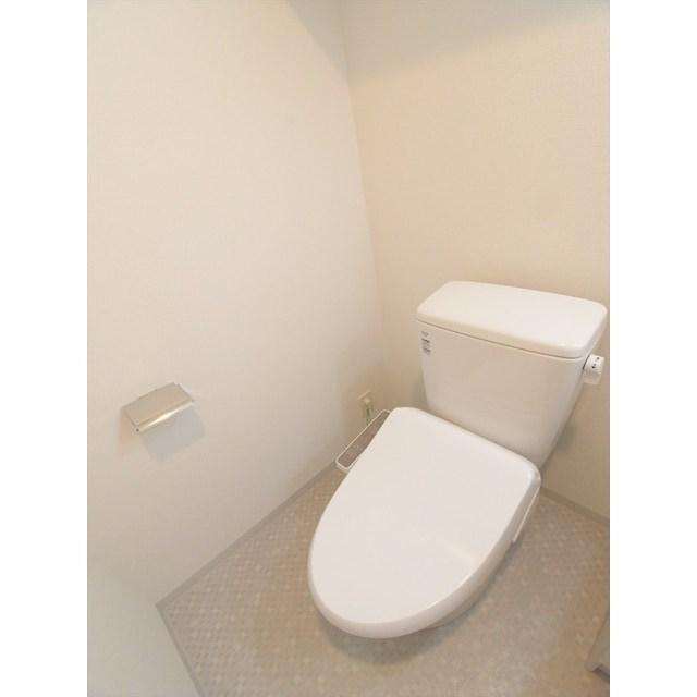 トイレ　ゆったりとした空間のトイレです