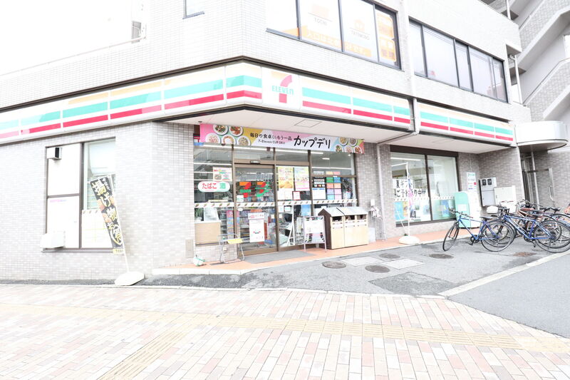 コンビニ　セブンイレブン　岡山昭和町店（コンビニ）まで331m