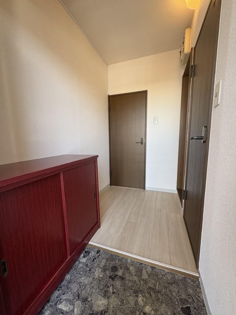 玄関　別部屋写真参考