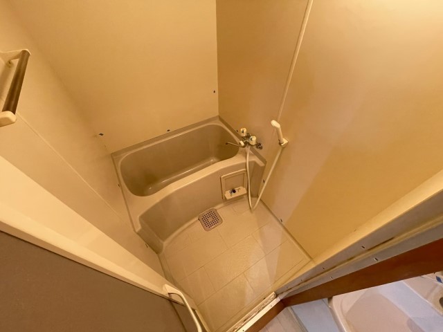 バス・シャワールーム　※写真は同間取りの別部屋です。