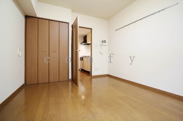 その他部屋・スペース　バルコニー側から