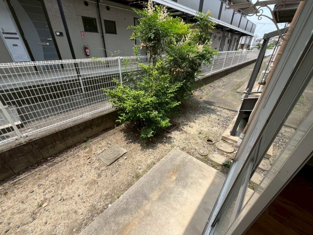 庭　フォーブル蟹江