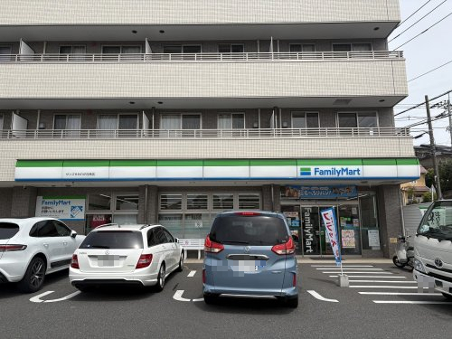 コンビニ　ファミリーマート　サンズすみれが丘南店（コンビニ）まで334m