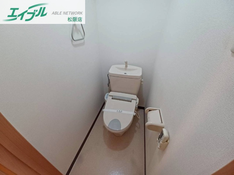 トイレ　同物件別室画像