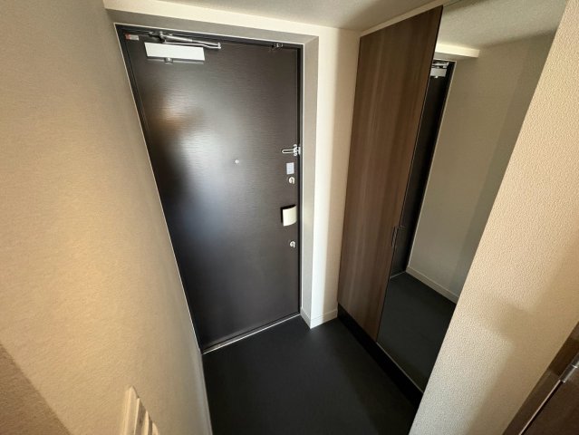 プレサンス名古屋駅ゲートの玄関写真