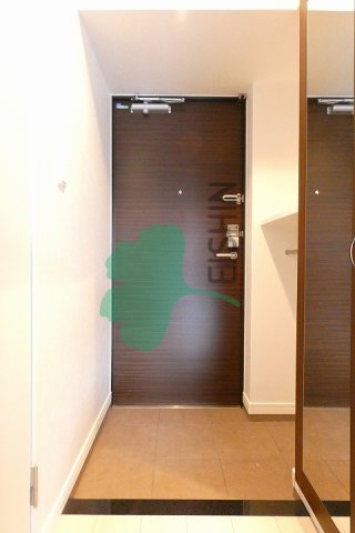 玄関　下駄箱もしっかりついてます！