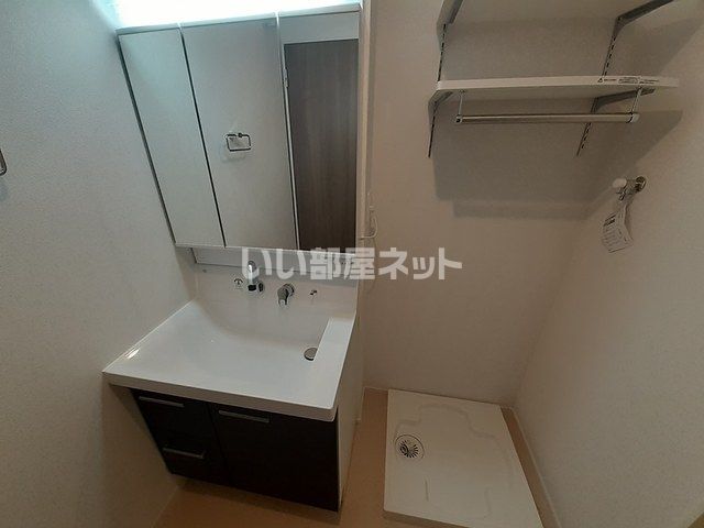 近鉄名古屋線 川越富洲原駅 徒歩35分 2階建 築5年の内装写真