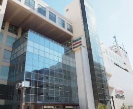スーパー　イトーヨーカドー新百合ヶ丘店（スーパー）まで824m
