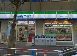 コンビニ　ファミリーマート 西池袋四丁目店（コンビニ）まで45m